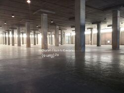 Gul Circle (D22), Warehouse #481872671